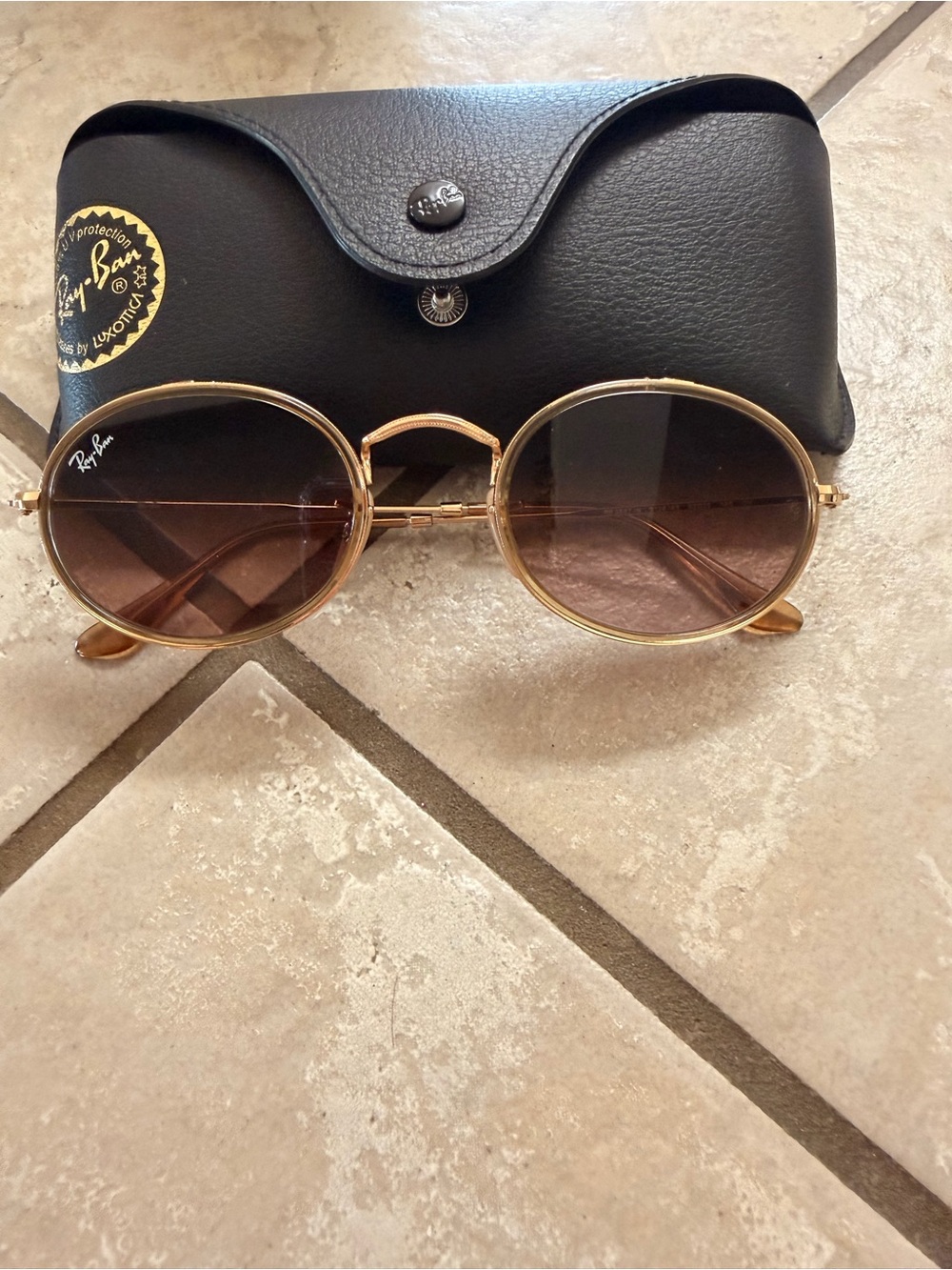 Ray-Ban Women's Gold Round Sunglasses with Brown Gradient Lenses